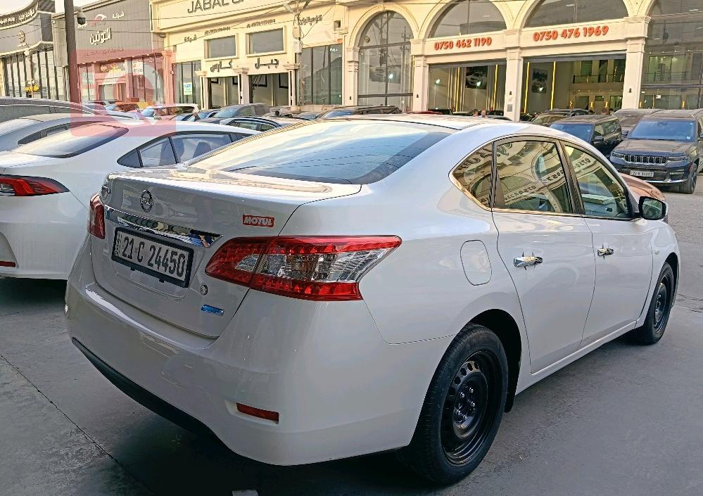 نیسان سێنترا